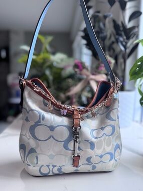 Coach Signature Optic Clip Hampton #7028